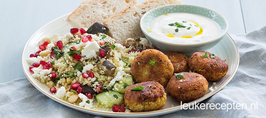 Falafel met couscous salade