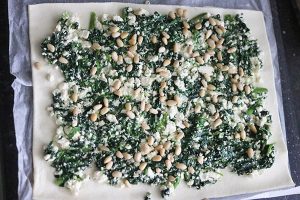 bladerdeeg-rol-met-spinazie www.leukerecepten.nl