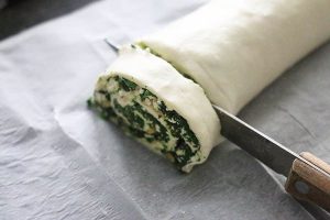 bladerdeeg-rol-met-spinazie www.leukerecepten.nl