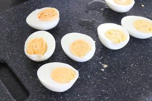 gevulde_kerst_eieren