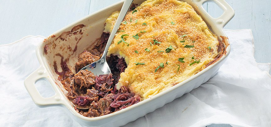 Hachee ovenschotel met rode kool