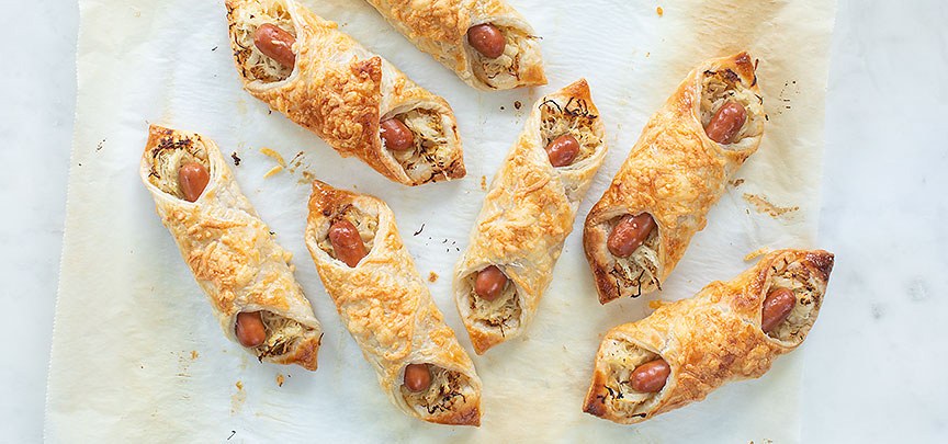 Bladerdeegbroodjes met zuurkool