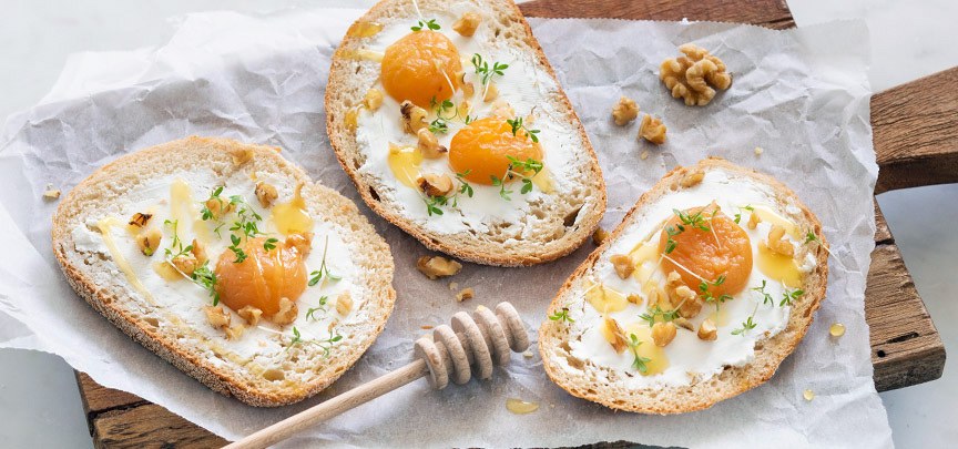 Paas toast met abrikoos