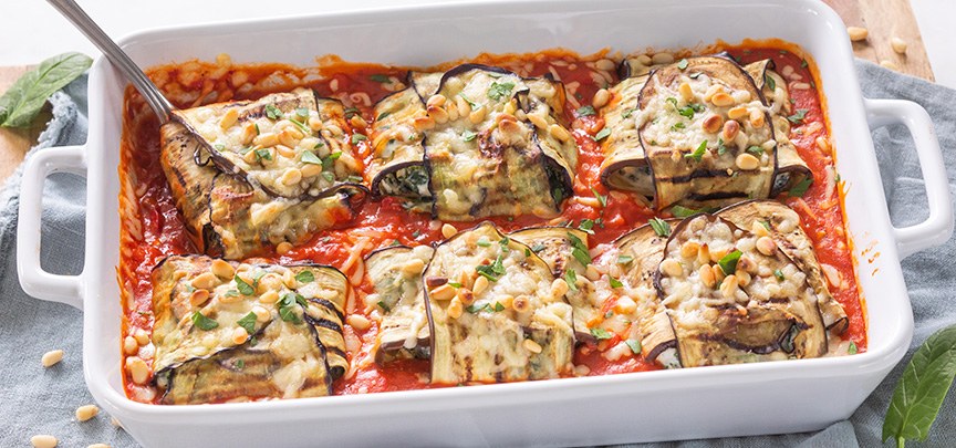 Gevulde aubergine pakketjes uit de oven