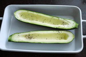 Mexicaans gevulde courgette met gehakt stap 3 courgette kruiden