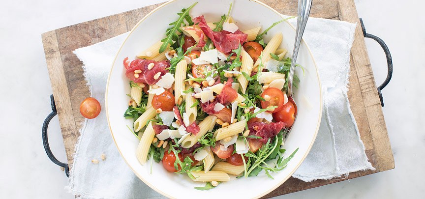 Pastasalade met carpaccio