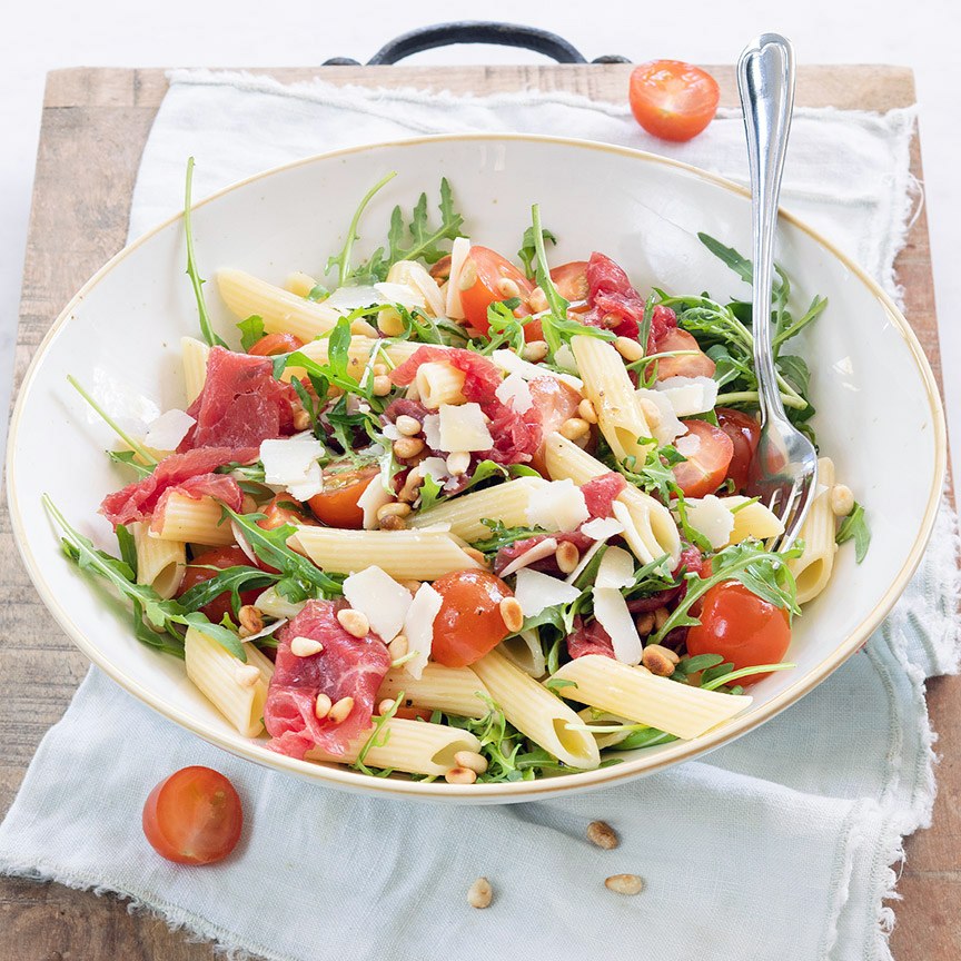 pasta-salade-met-carpaccio_v