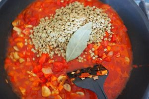 Vegan spaghetti bolognese