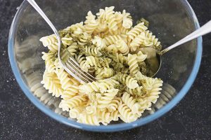 pastasalade met tonijn stap 2