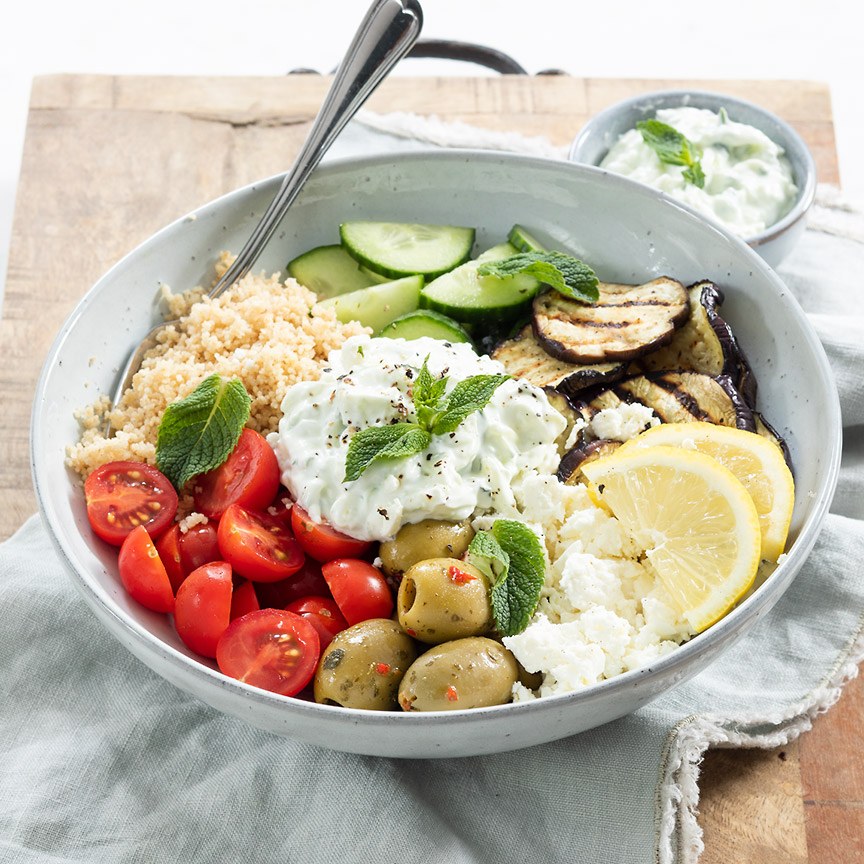 Griekse bowl met tzatziki