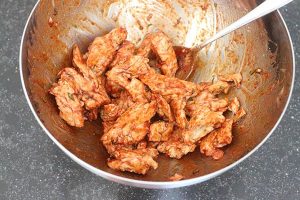 Kip tandoori salade met yoghurt limoen dressing