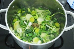 Preisoep met aardappel