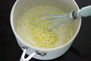 Bloemkool met kaassaus uit de oven