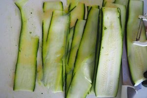 Courgette cannelloni bolognese