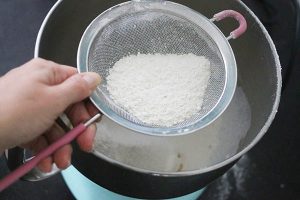 Kerstkoekjes maken stap 2