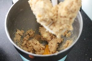Macadamia koeken met salted caramel