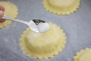 Appelbeignets met bladerdeeg uit de oven