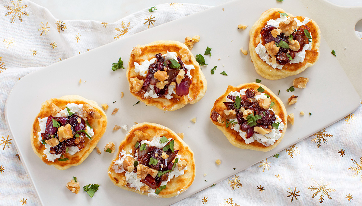 Blini met geitenkaas