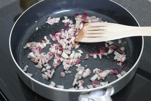 Gevulde zoete aardappel met chili con carne