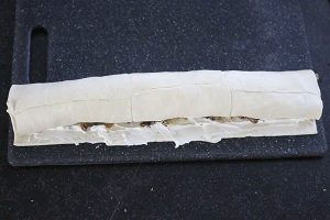 Bladerdeegrolletjes met champignons