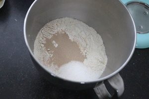 Paasbrood vlecht