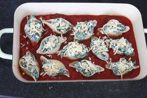 Pastaschelpen met spinazie