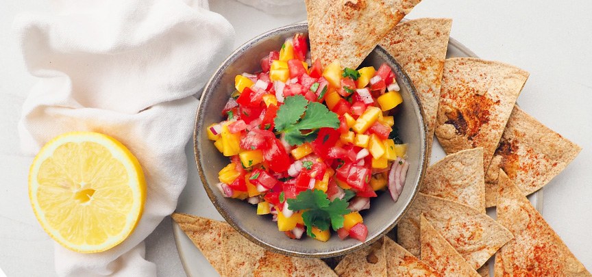 Salsa met tomaat en mango