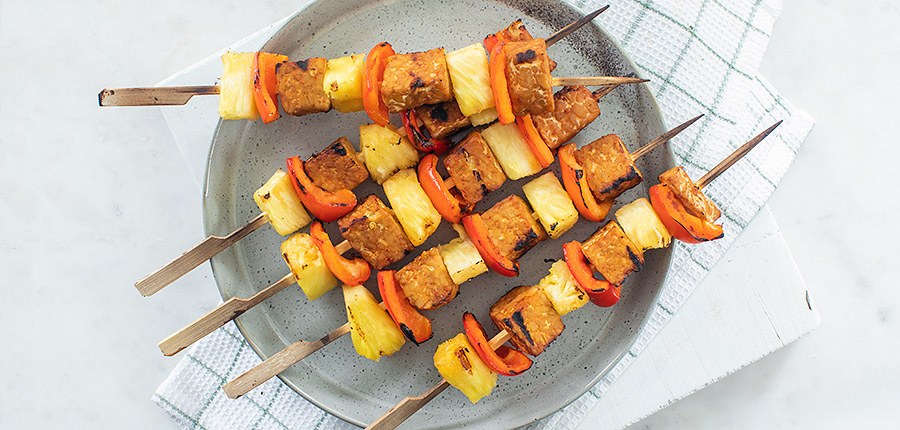 Tempeh spiesen met ananas