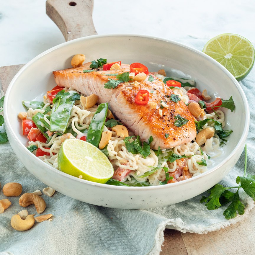 noedels-met-zalm-en-kokossaus