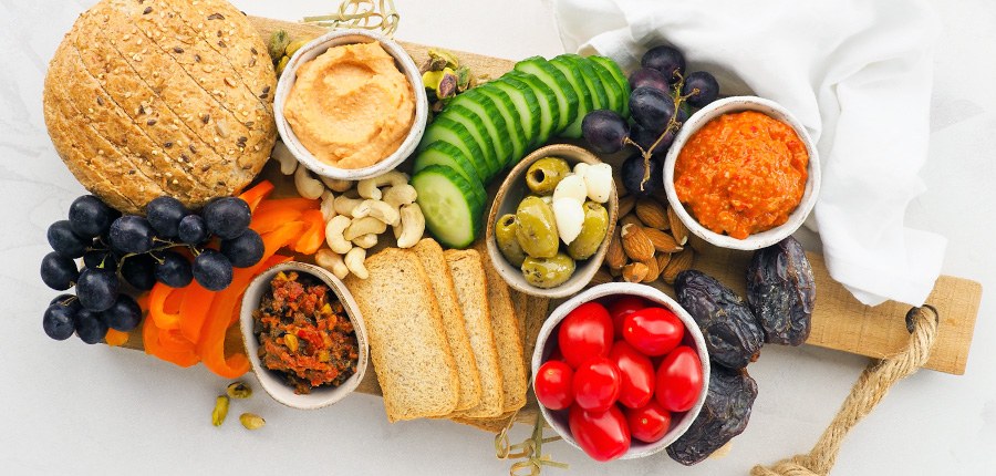 Hoe maak je een vegan borrelplank? 8 ideeen!