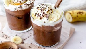 Vegan ijskoffie met chocolade smaak