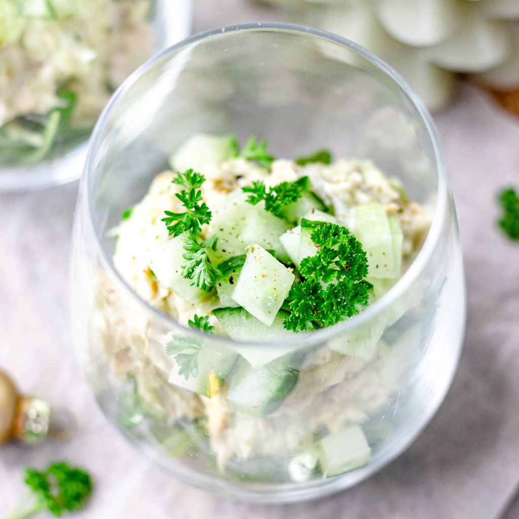 lactosevrije zalm cocktail met komkommer en peterselie