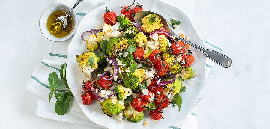 Geroosterde romanesco salade