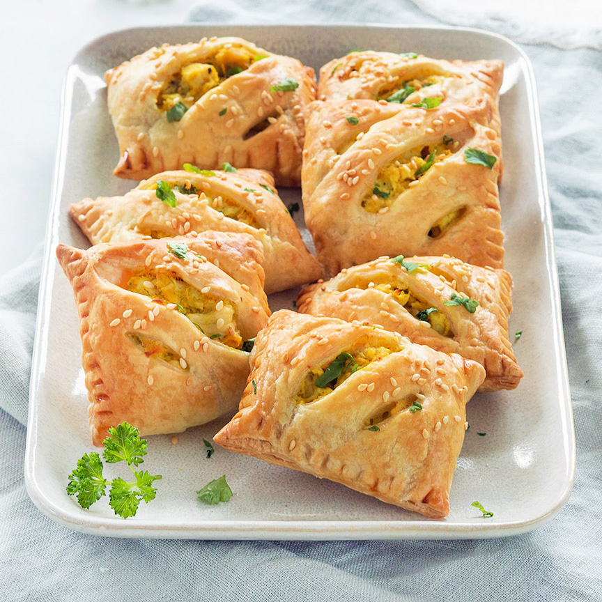 bladerdeeg kip kerrie hapje