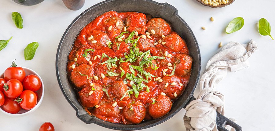 Vegan linzenballetjes in tomatensaus