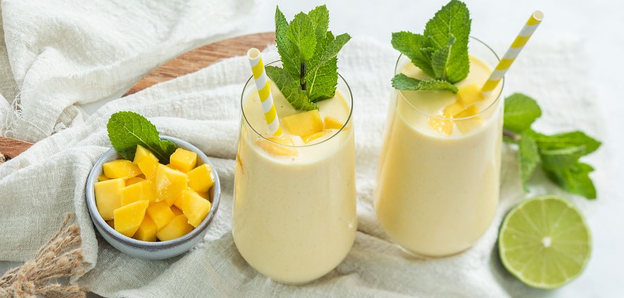 Mango lassi