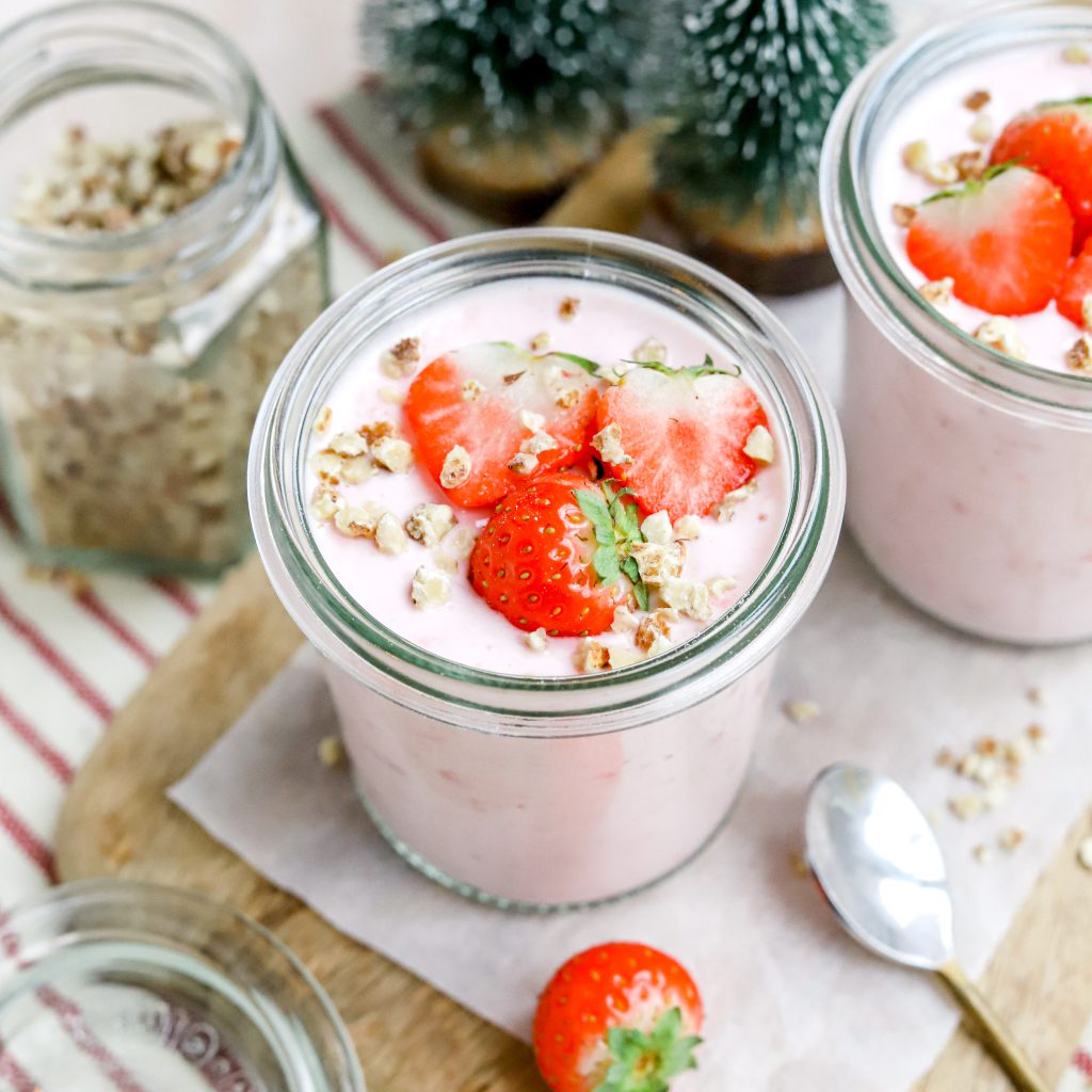 Lactosevrije aardbeien Kerst mousse