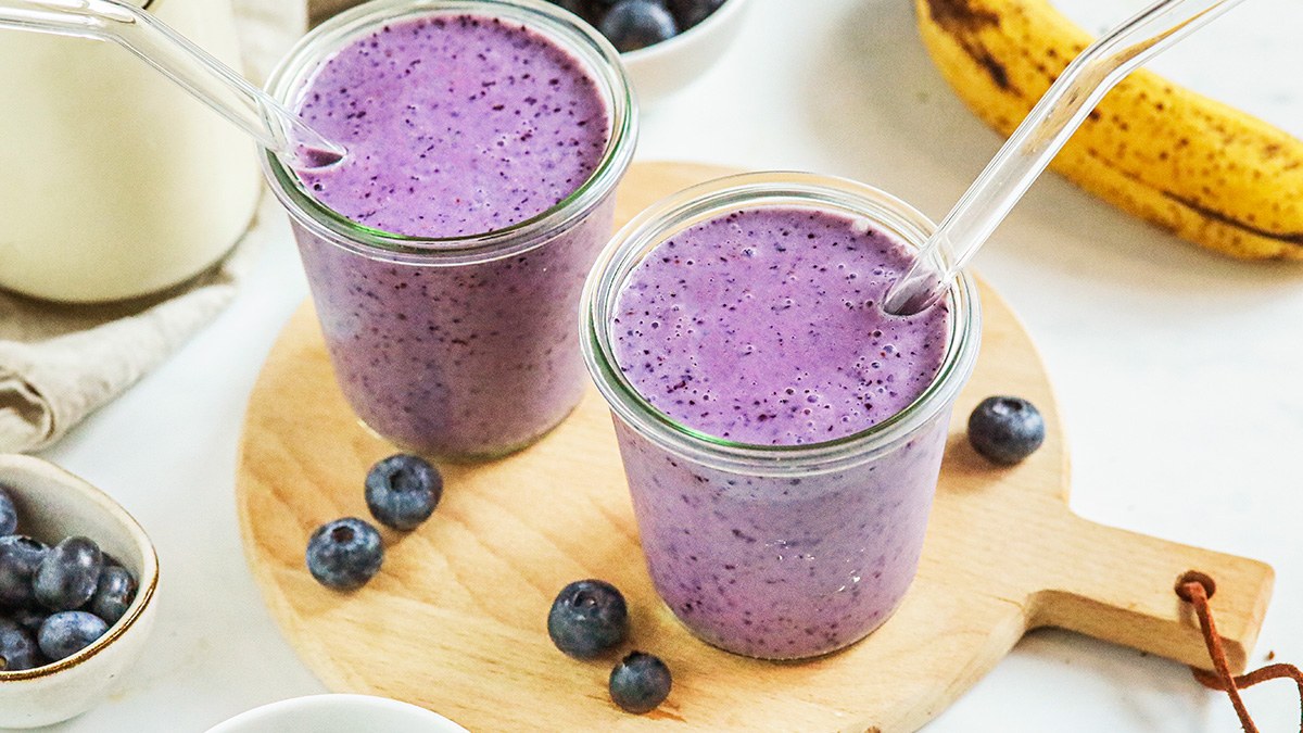 Vegan smoothie met blauwe bessen