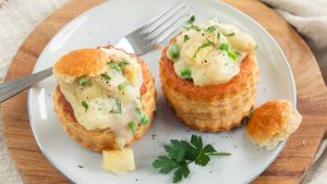 Aspergeragout in pastei bakje