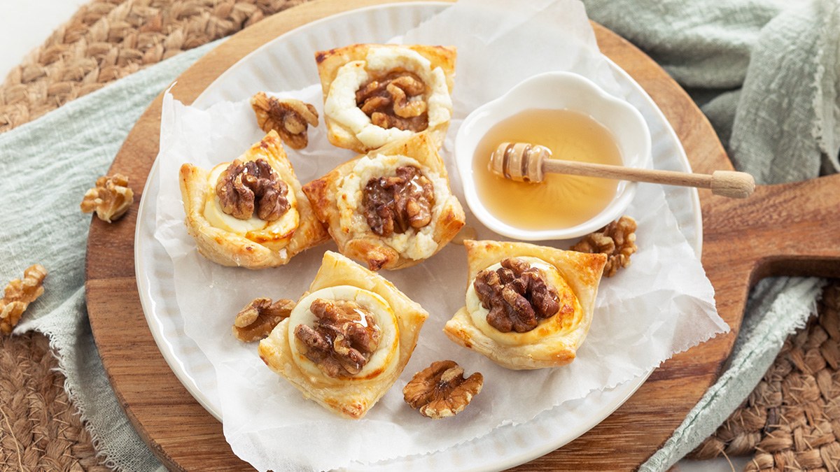 Bladerdeeg hapjes met geitenkaas