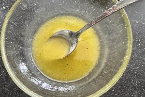 Maaltijd salade kruidige kip stap 5