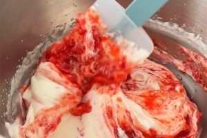 Aardbeien Romanoff stap 3