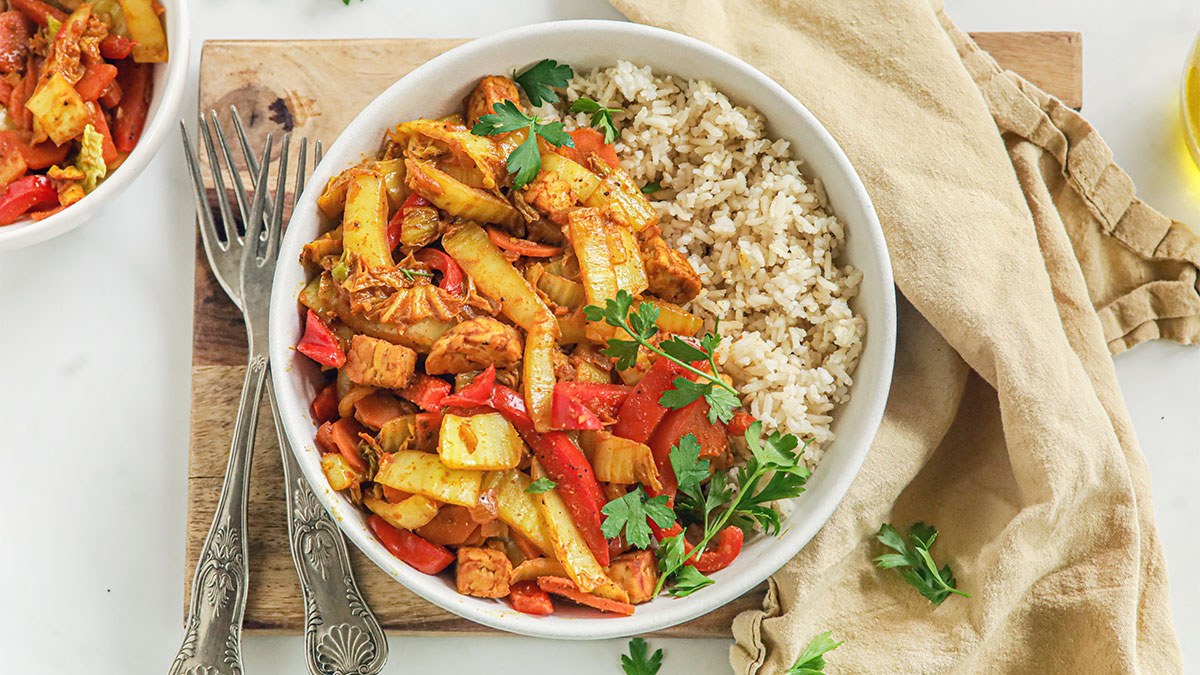 Chinese kool wok met kerrie