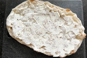 Pinsa met courgette stap 1