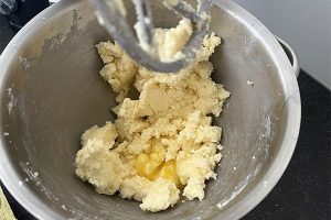 bosvruchtentaart stap 1