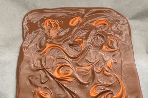 Halloween chocolade bark stap 5