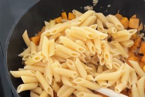 Pastaschotel met pompoen stap 3