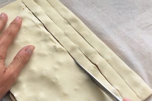 Speculaas bladerdeeg staf stap 4