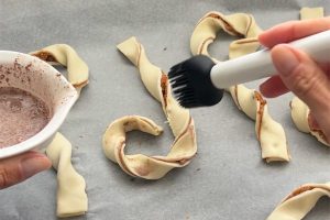 Speculaas bladerdeeg staf stap 6