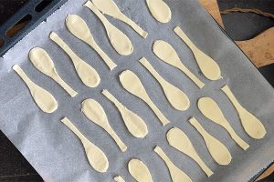 bladerdeeg amuse lepels stap 2